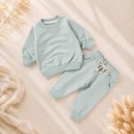 Ensemble pull et pantalon bébé brodé prénom, cadeau naissance baptême, tenue coton doux personnalisée – Image 10